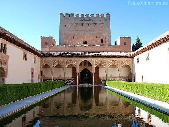 Patio de los Arrayanes de la Alhambra